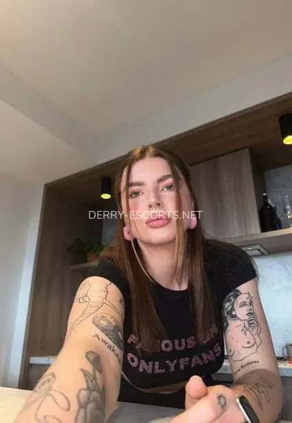 Derry escorts Mona — 4
