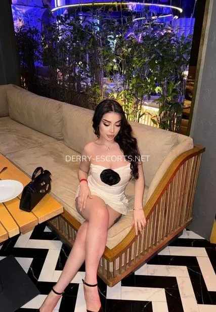 Derry escorts Anna — 8