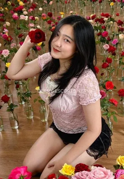 Derry escorts Kerstin — 7