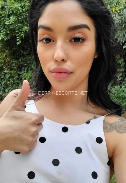 Derry escorts Mikayla — 4