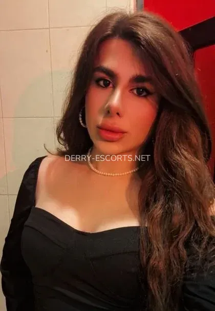 Derry escorts Anna — 3