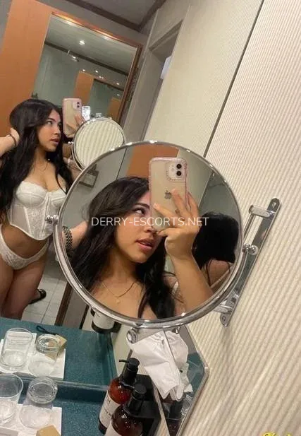 Derry escorts Alexis — 1