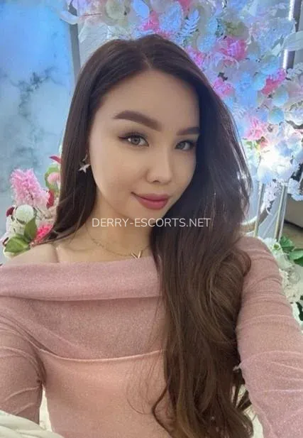 Derry escorts Rebecca — 6