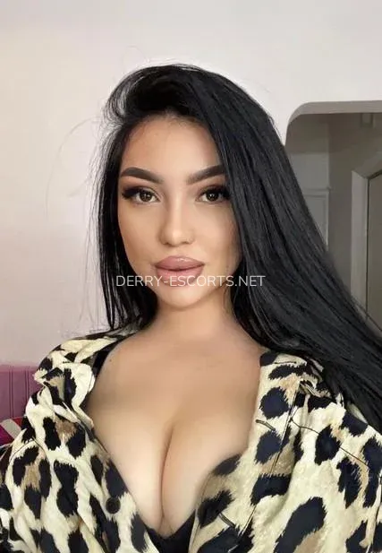 Derry escorts Emilia — 1