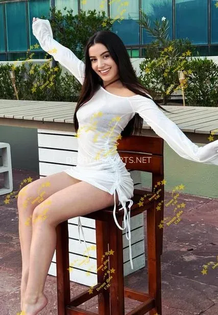 Derry escorts Lovisa — 10