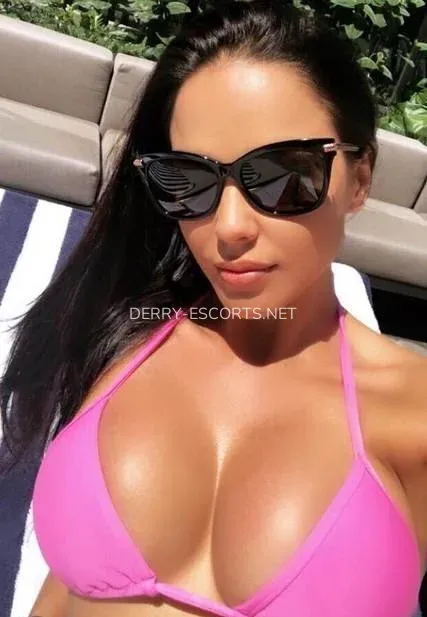 Derry escorts Haylee — 3