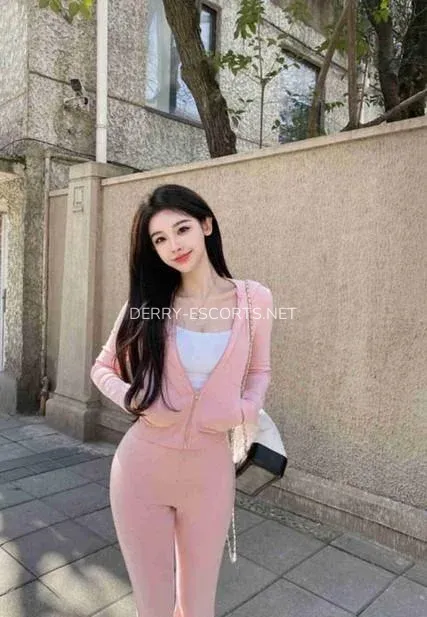 Derry escorts Erika — 3