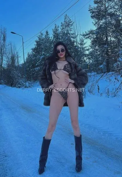 Derry escorts Sara — 6