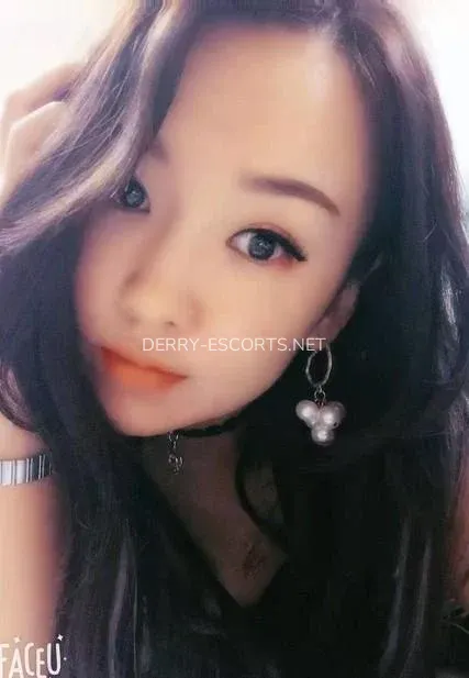 Derry escorts Katrina — 1