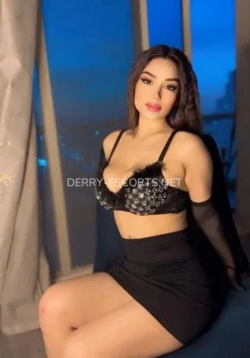 Derry escorts Mary — 4