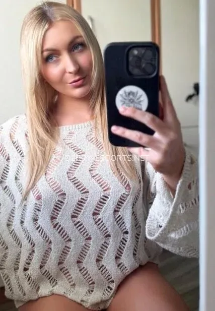 Derry escorts Monica — 3