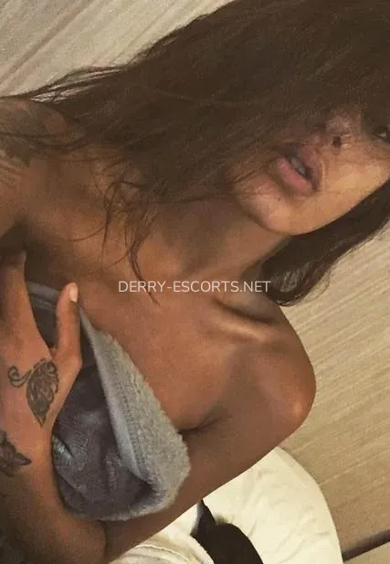Derry escorts Sara — 1