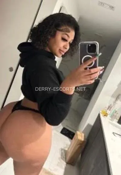 Derry escorts Hanna — 3