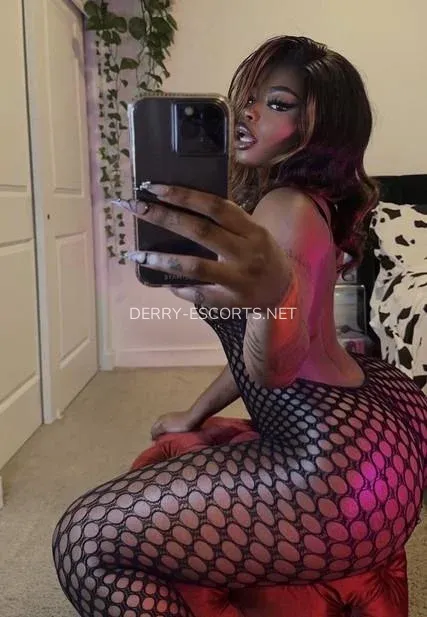 Derry escorts Felicia — 1
