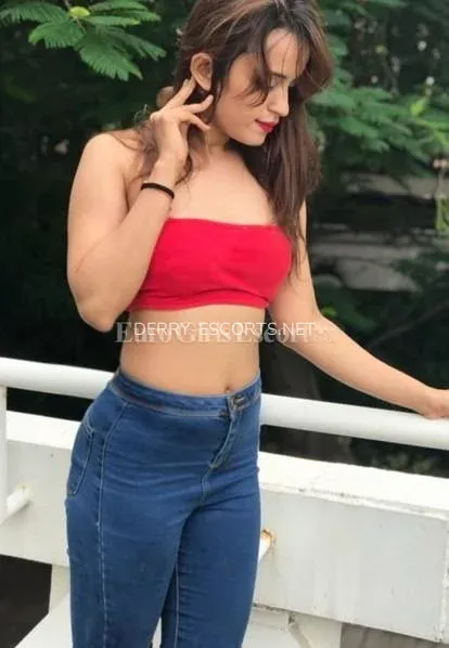 Derry escorts Ellie — 1