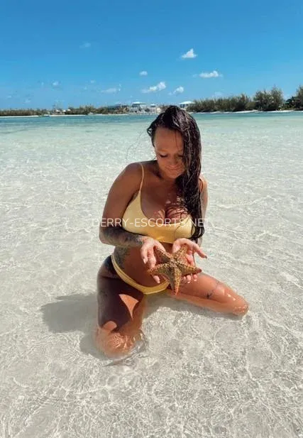 Derry escorts Camilla — 1