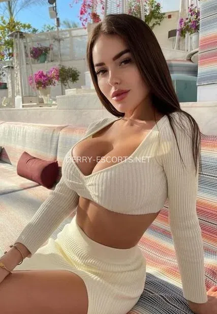 Derry escorts Siv — 7
