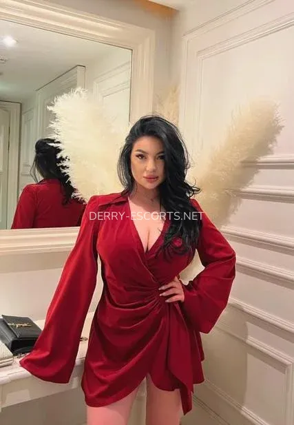 Derry escorts Emilia — 7