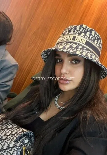 Derry escorts Kristina — 3