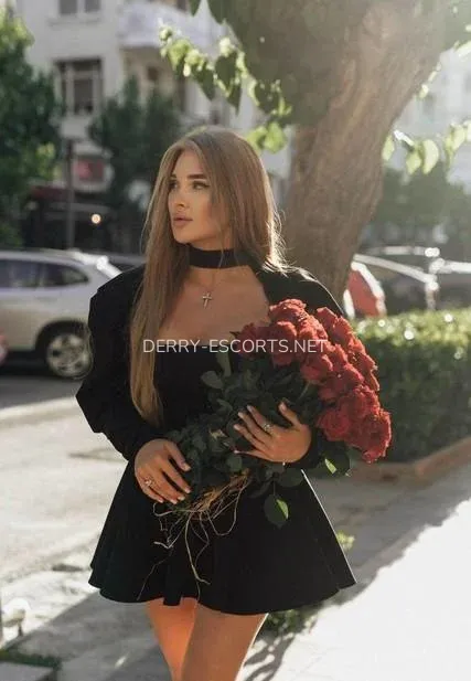 Derry escorts Rebecca — 3