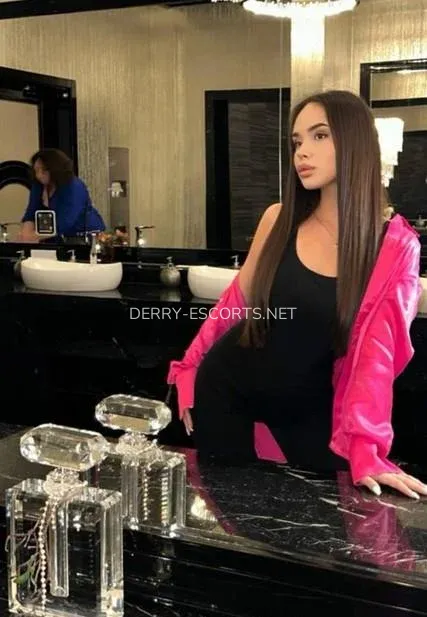 Derry escorts Kayla — 3