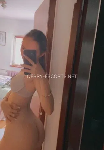 Derry escorts Sophia — 4