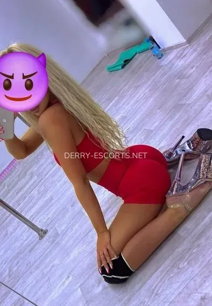 Derry escorts Susanne — 5