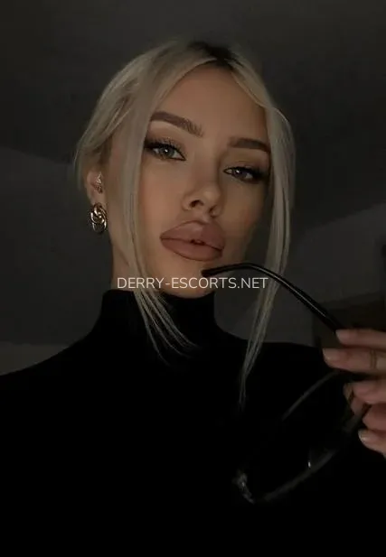 Derry escorts Amanda — 3