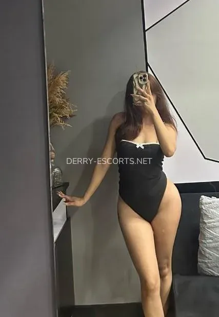 Derry escorts Fernanda — 3