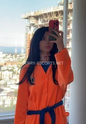 Derry escorts Åsa — 7