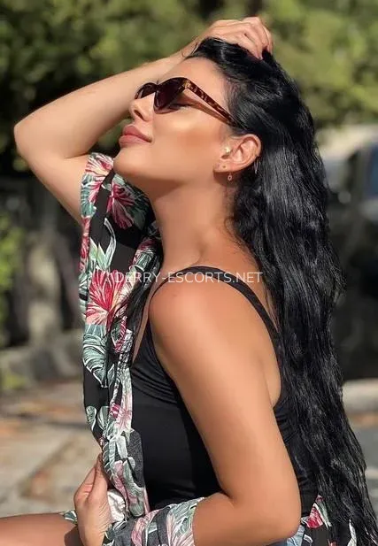 Derry escorts Karen — 3