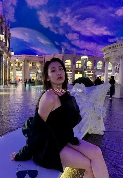 Derry escorts Jillian — 5