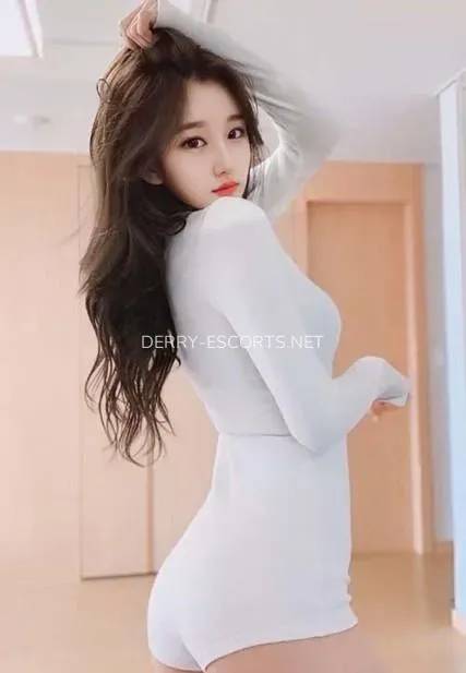 Derry escorts Germana — 1