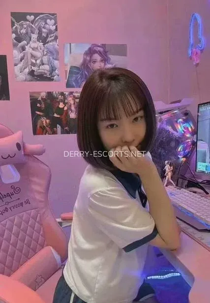 Derry escorts Ida — 3