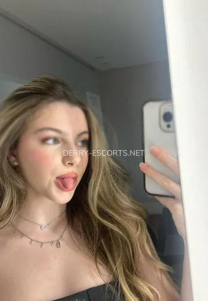 Derry escorts Reagan — 3