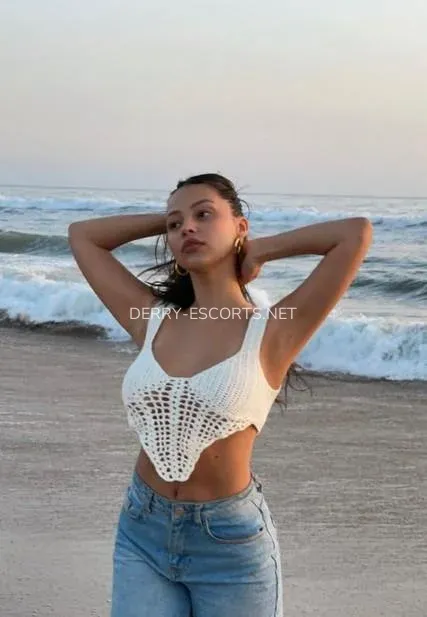 Derry escorts Liliana — 5