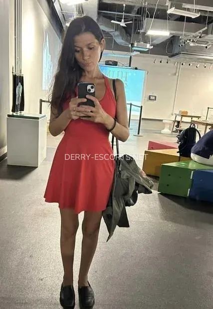 Derry escorts Piedad — 4