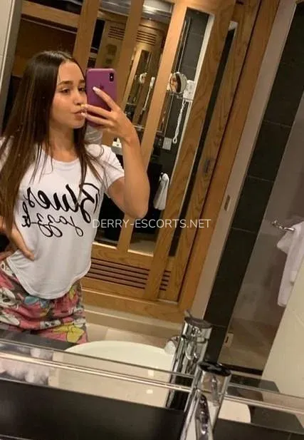 Derry escorts Ava — 1
