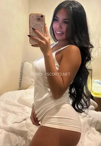 Derry escorts Cheyenne — 3