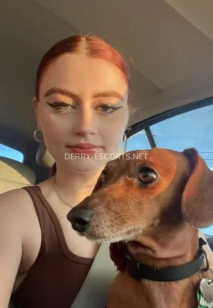 Derry escorts Almudena — 3
