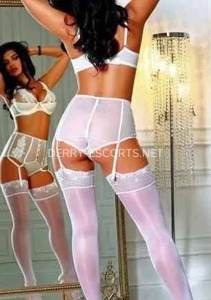 Derry escorts Hanna — 3
