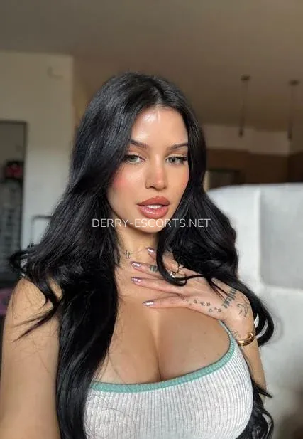 Derry escorts Kerstin — 1