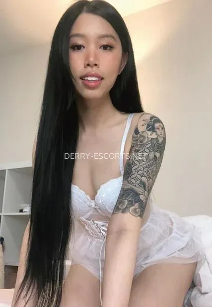 Derry escorts Rebecca — 1