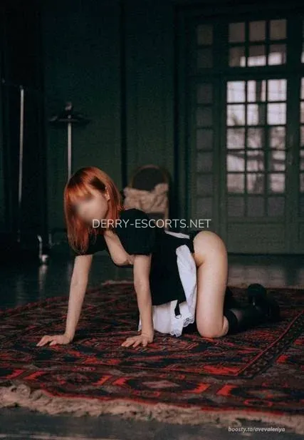 Derry escorts Ulrika — 5