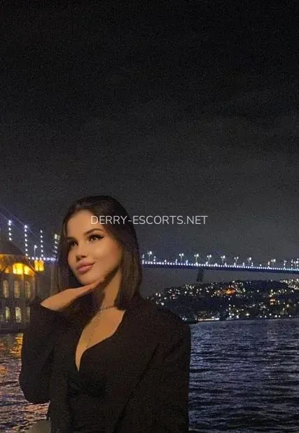Derry escorts Julianna — 3