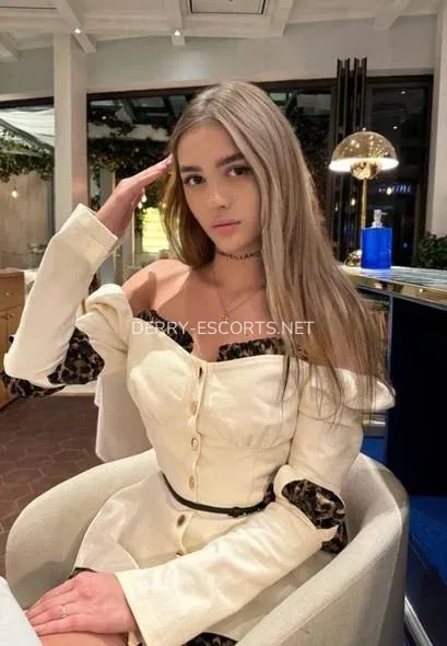 Derry escorts Valentina — 5
