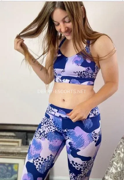 Derry escorts Carina — 3