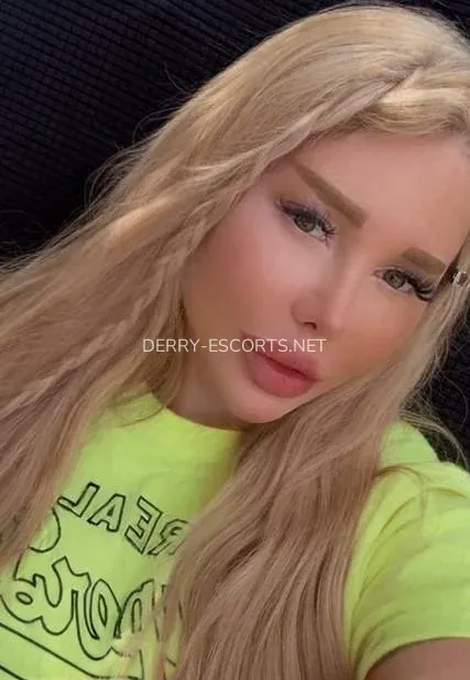 Derry escorts Stephanie — 1