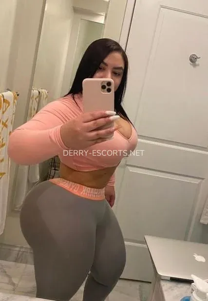 Derry escorts Lilly — 1