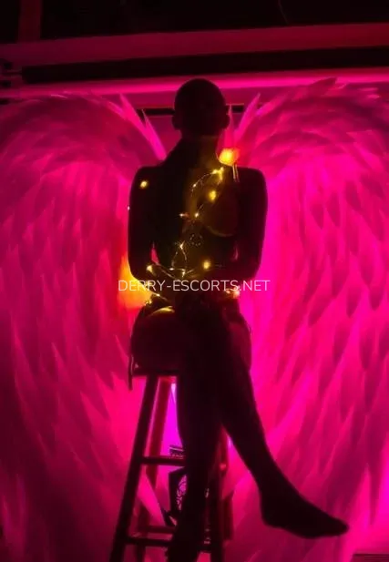 Derry escorts Brianna — 7